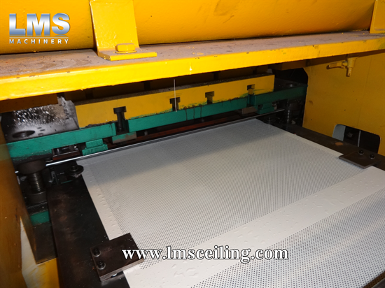 lms first metal ceiling perforation and forming line (2)