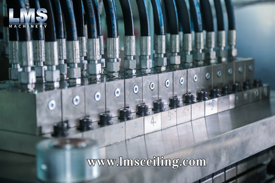 LMS high speed grilyato open cell ceiling machine 30 meters per min punching units