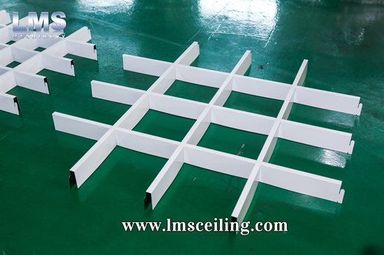 LMS high speed grilyato open cell ceiling machine 30 meters per min roll forming machine finished profile