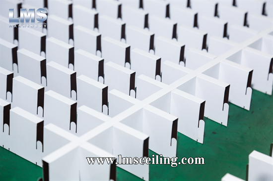 LMS high speed grilyato open cell ceiling machine 30 meters per min roll forming machine finished profile