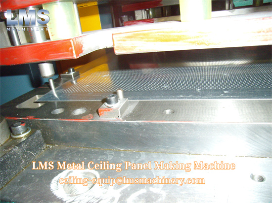 lms metal ceiling making machine -manually notching oil press and die